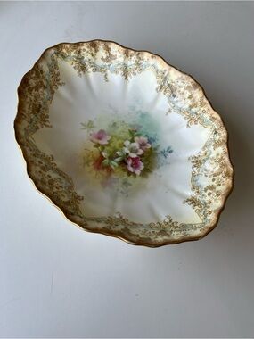 19th Century Doulton Burslem Footed Floral Gold-Trim Scalloped Dish